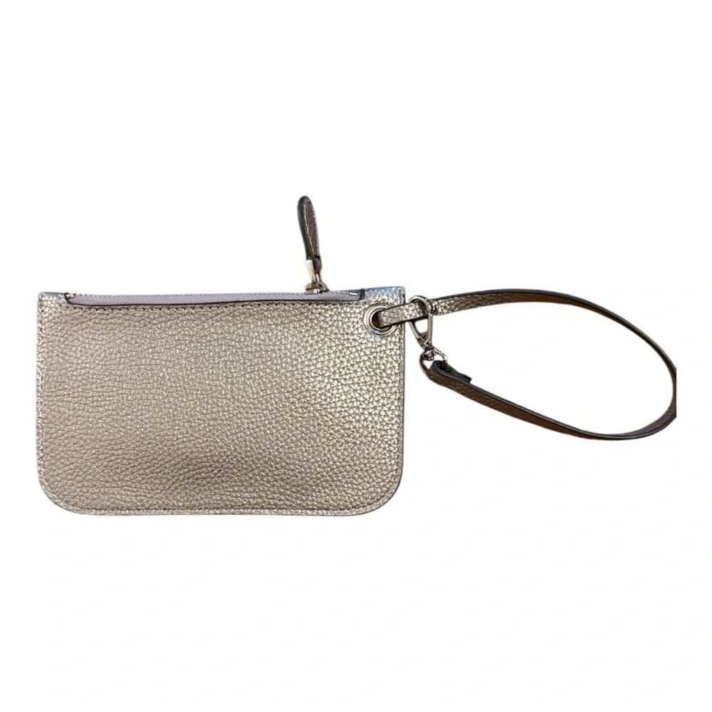 🧡 5 for $25 🧡 Metallic Wristlet Clutch